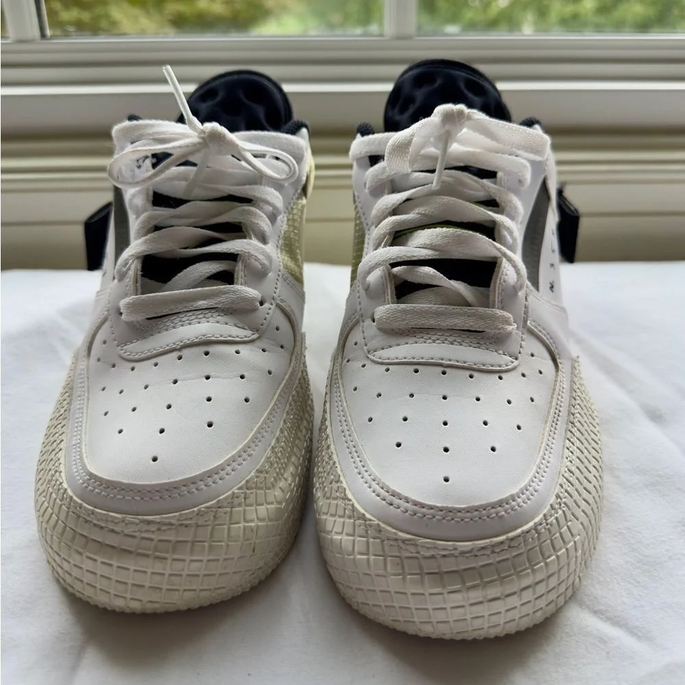 NIKE Air Force 1‎ Type White Black Volt Women/Unisex/Big Kid/Men NWOB Size 8